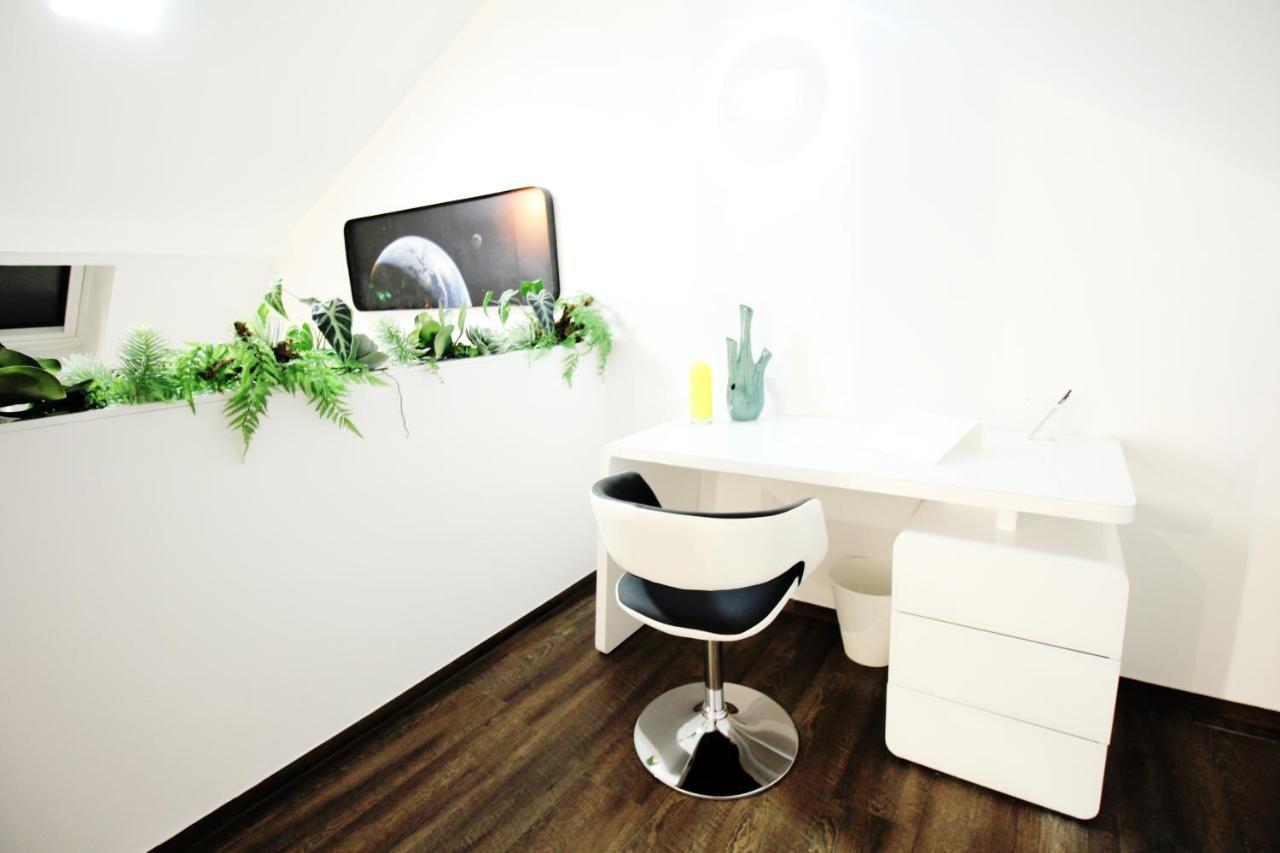 Secret Hideaways Space Loft Wohndesign Auf 2 Etagen L 450M Bis Uni Duisburg Eksteriør bilde