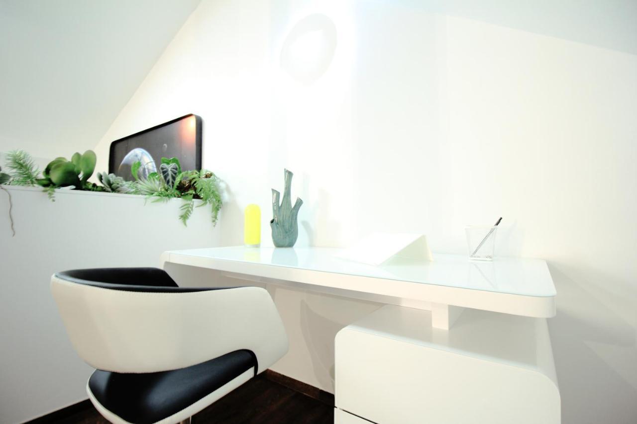 Secret Hideaways Space Loft Wohndesign Auf 2 Etagen L 450M Bis Uni Duisburg Eksteriør bilde