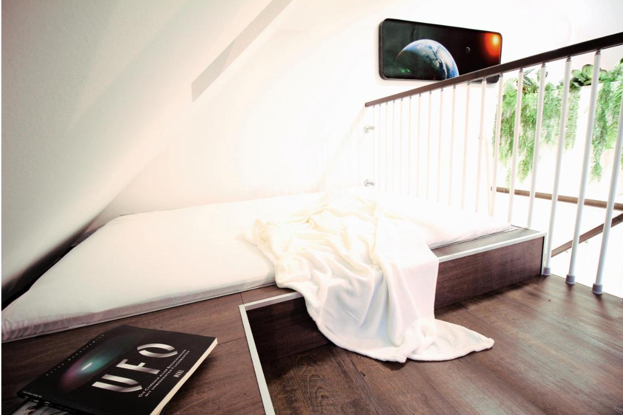 Secret Hideaways Space Loft Wohndesign Auf 2 Etagen L 450M Bis Uni Duisburg Eksteriør bilde